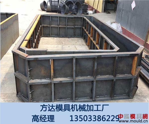水泥成品化粪池模具厂家电话 水泥成品化粪池模具厂家电话