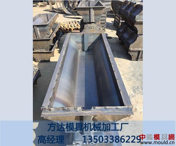 公路桥梁隔离墩钢模具价格 公路桥梁隔离墩钢模具价格