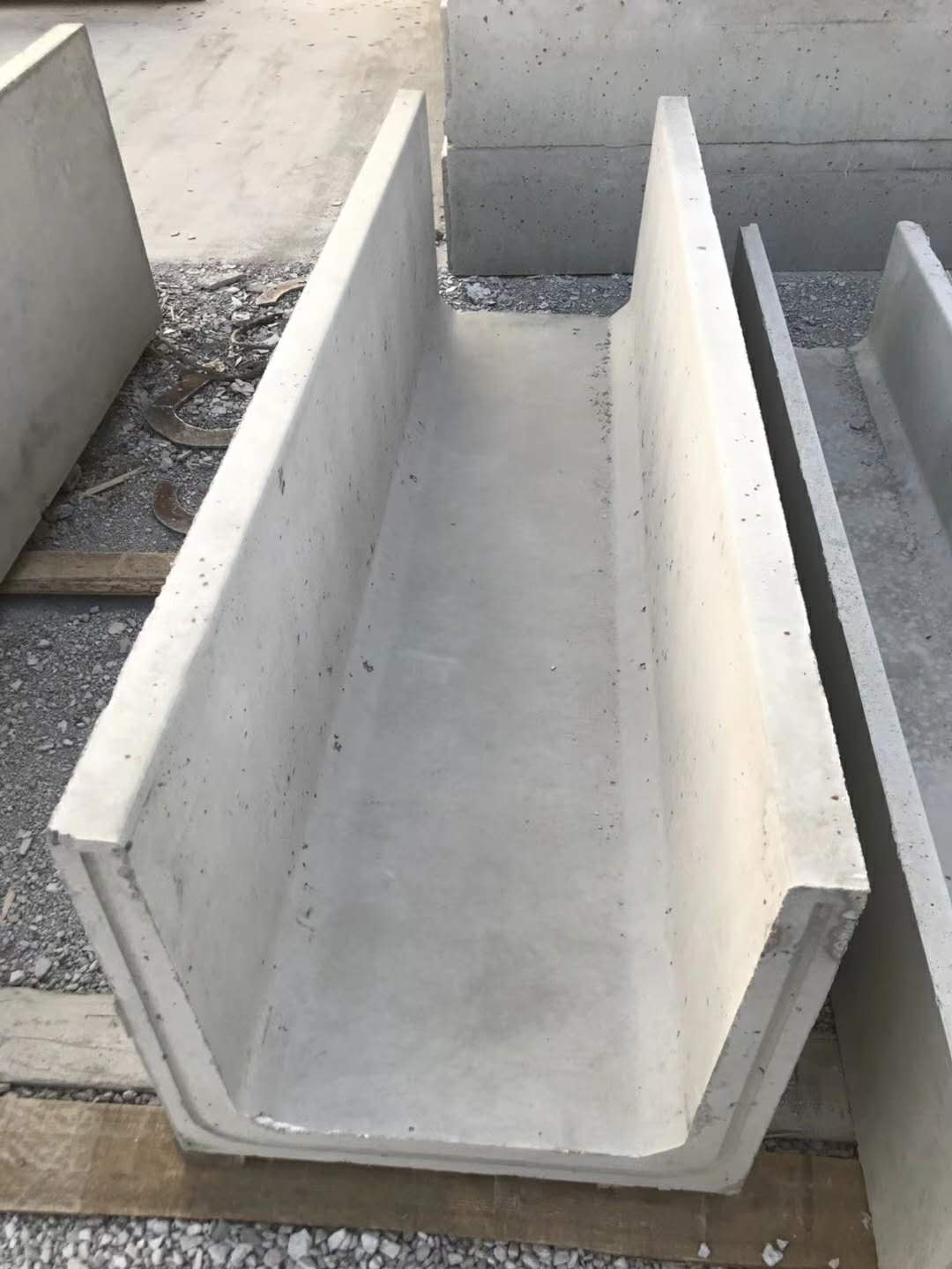 1601945903192089888.jpg