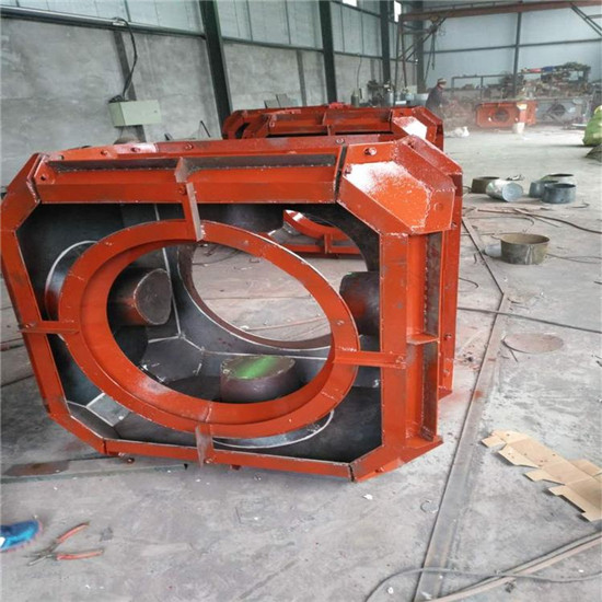中空生态砌块模具2.jpg