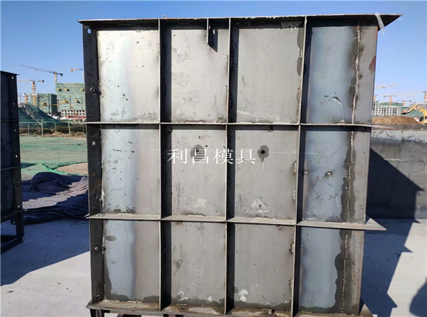 1615517970884080199.jpg 电缆井室模具05.jpg
